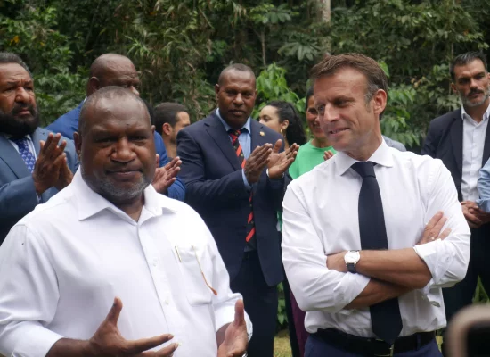 Emmanuel Macron recevra James Marape, Premier ministre de Papouasie-Nouvelle-Guinée, mercredi soir