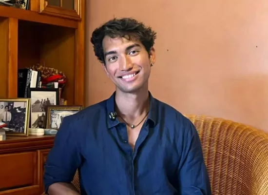 Le parcours brillant du Polynésien Francis Mahinepeu, enfant de l'île de Tahaa de l'archipel de la Société devenu avocat à New York